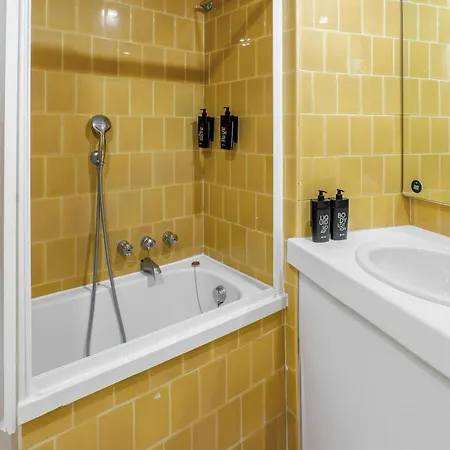 מלון Janus פבריאנו